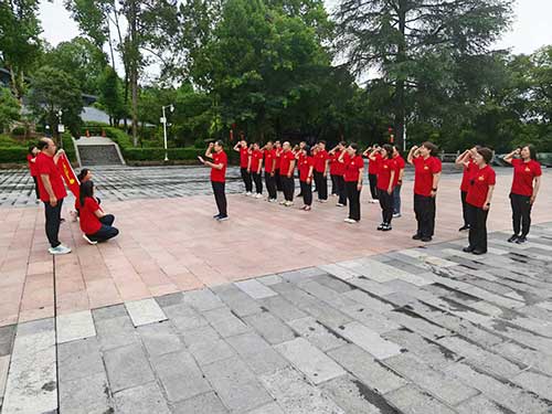 廊坊某职业技术学院赴遵义研修之旅:追寻红色记忆,传承革命精神 廊坊某职业技术学院赴遵义研修之旅:追寻红色记忆,传承革命精神